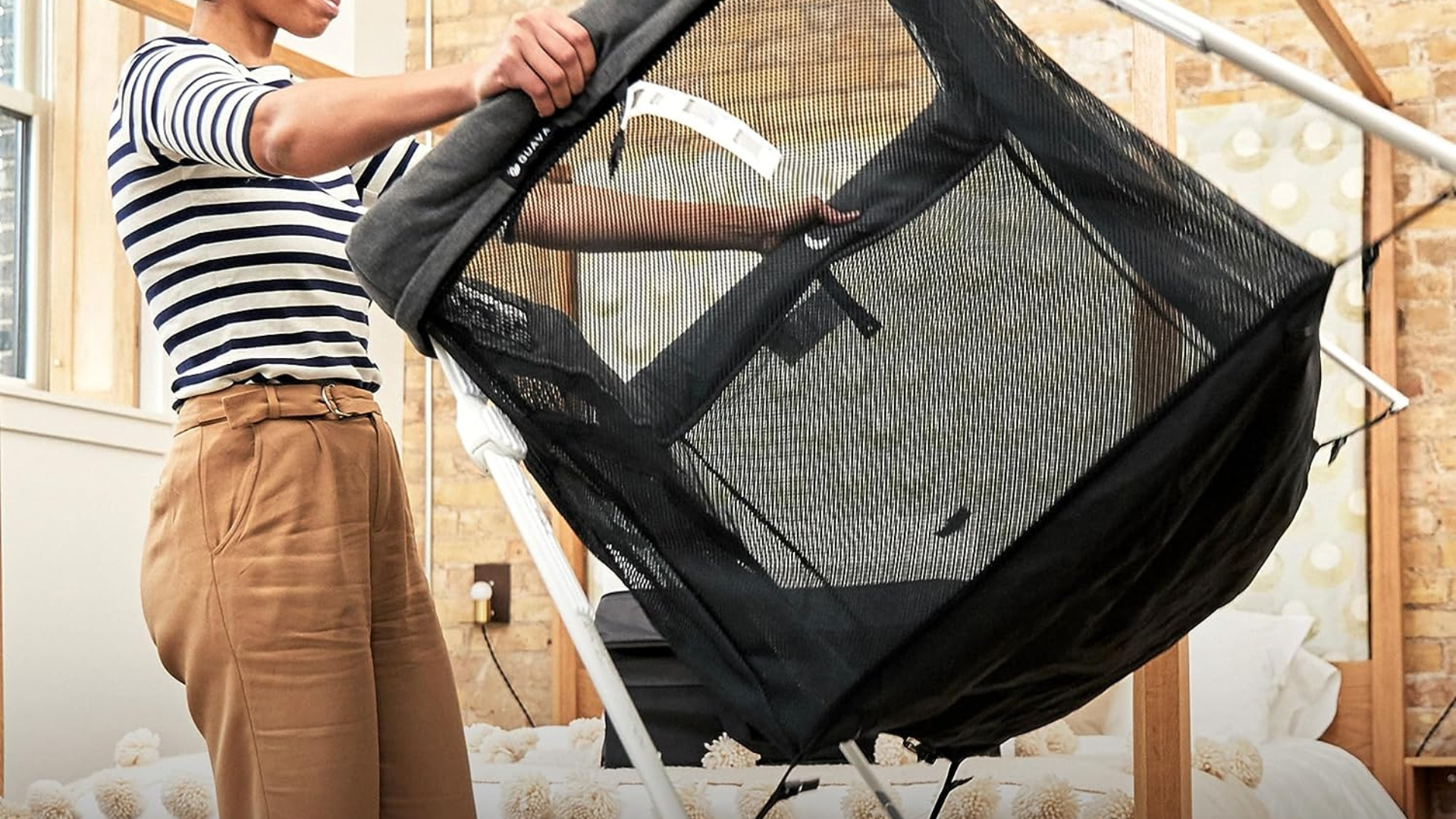 Baby bjorn travel crib death sales